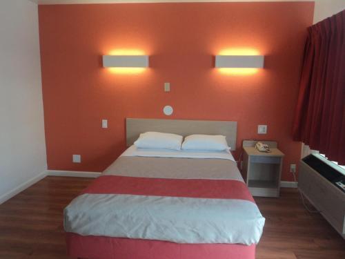 6 Northeast Hotel Albuquerque